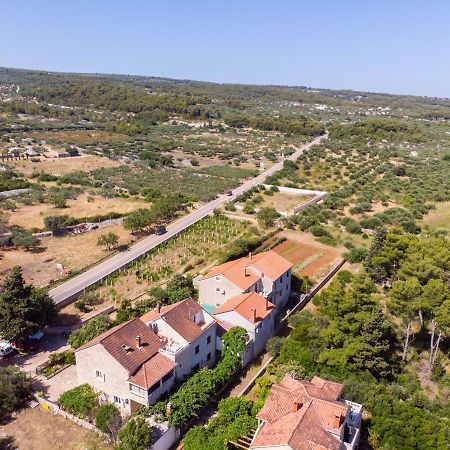 Apartments Jakov Mirce Екстериор снимка