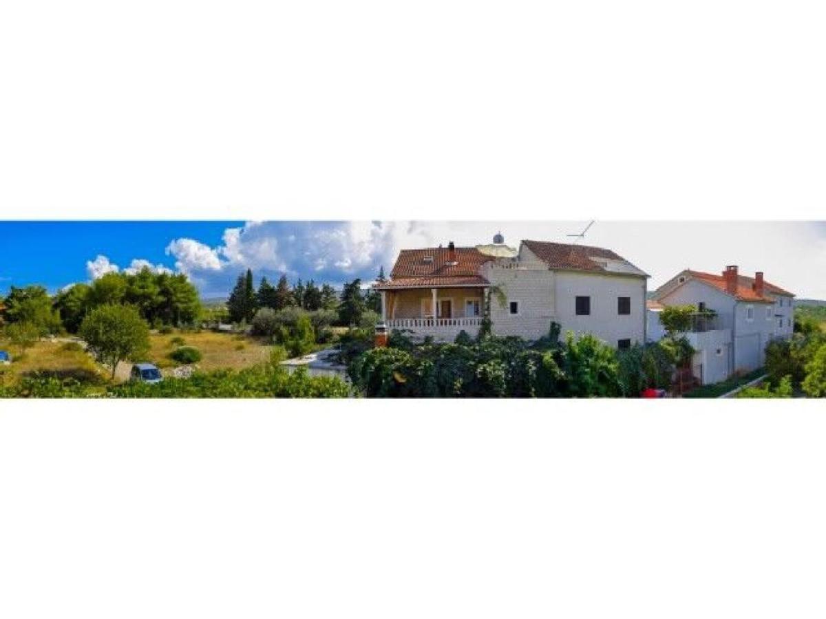 Apartments Jakov Mirce Екстериор снимка
